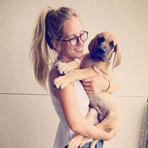 Meet your Posher, Sarah